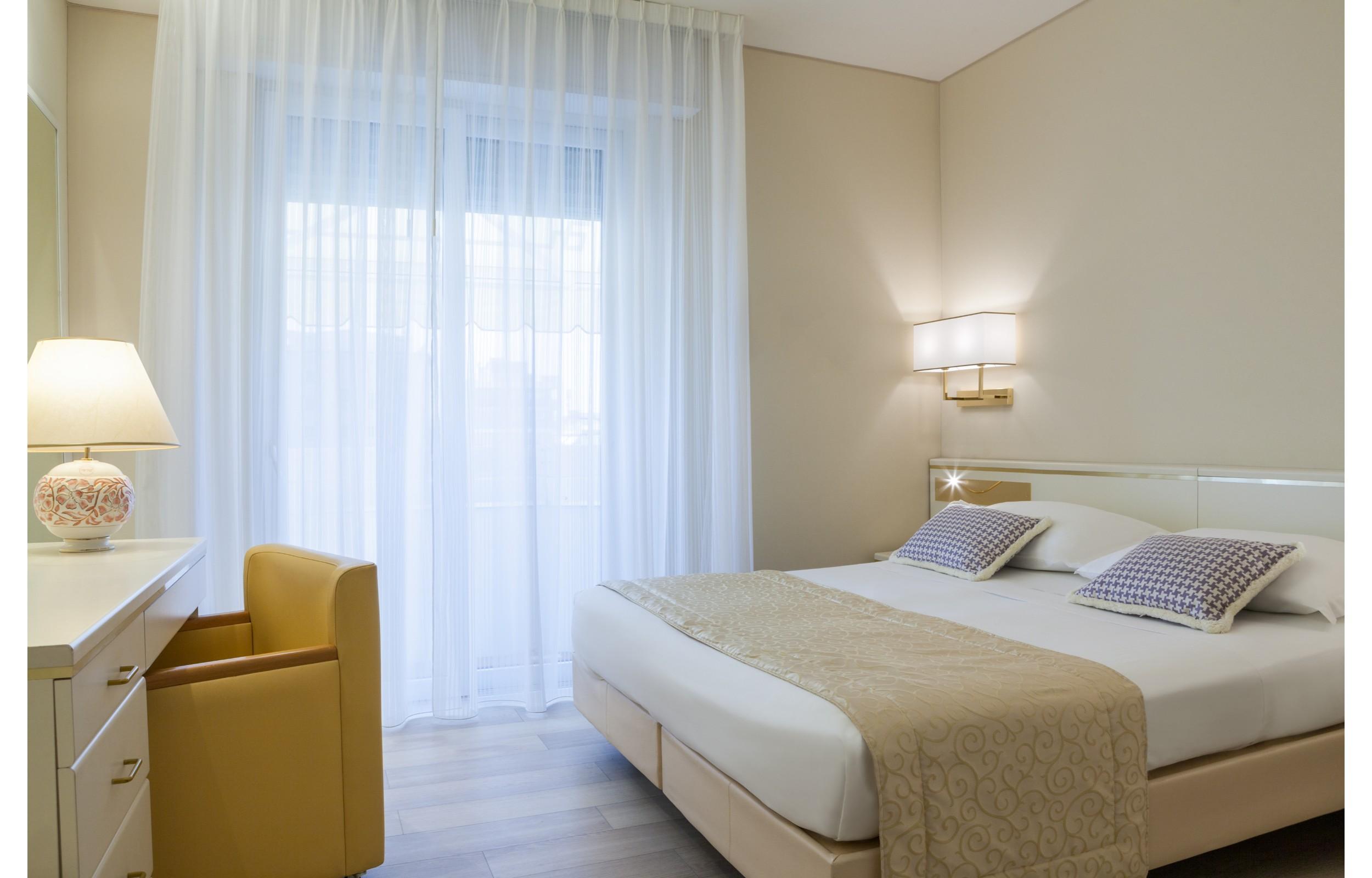 Hotel Bristol Sottomarina Exterior photo